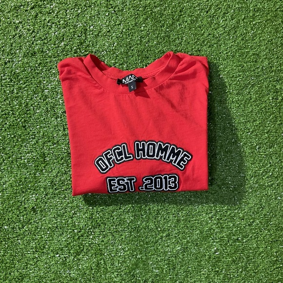 BoohooMan Basketball Embroidered Red Graphic Tee - Picture 9 of 9